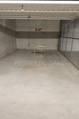 Parking / Garage - 10 m²