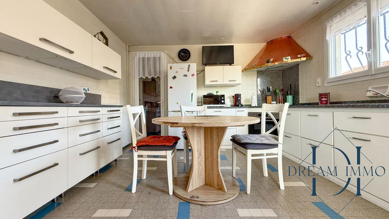 Maison - 108 m² - 4 pièces