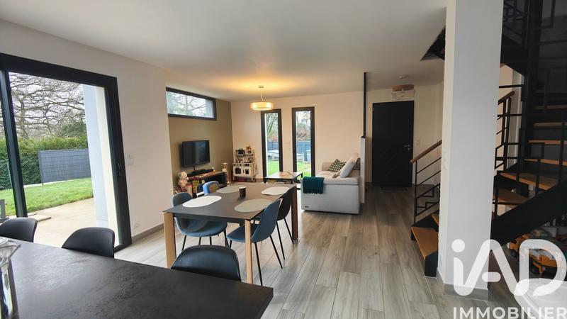 Maison - 125 m² - 5 pièces