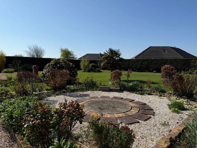 Maison - 259 m² - 9 pièces