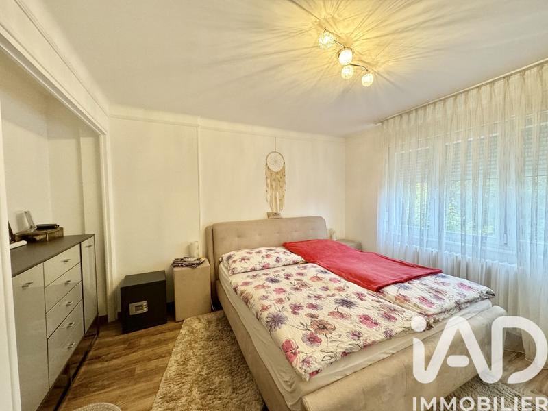 Maison - 134 m² - 9 pièces