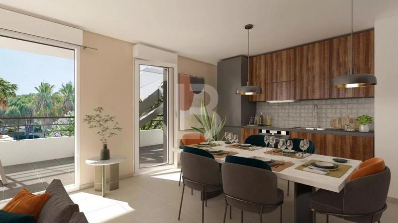 Appartement - 90 m² - 4 pièces