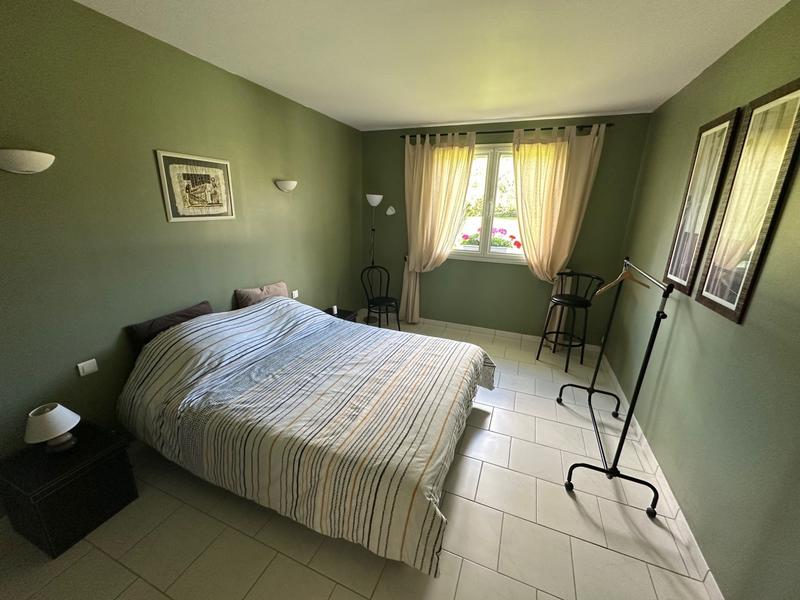 Maison - 255 m² - 5 pièces