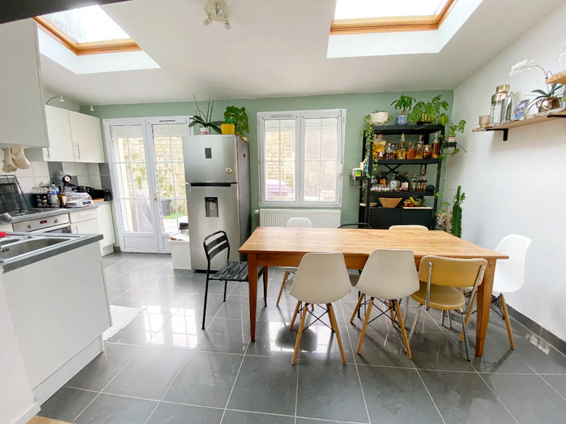 Maison - 90 m² - 4 pièces