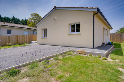 Maison - 82 m² - 4 pièces