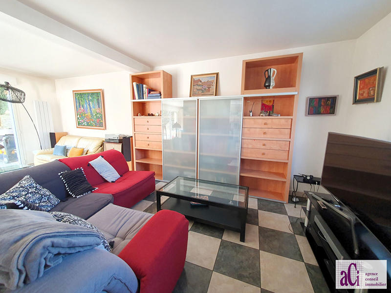 Maison - 121 m² - 6 pièces