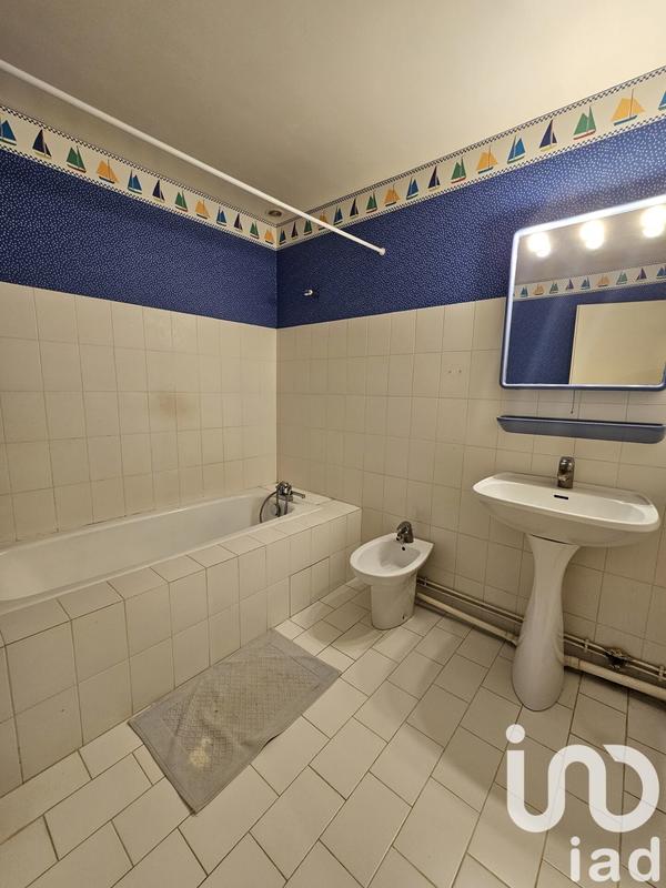 Maison - 285 m² - 11 pièces