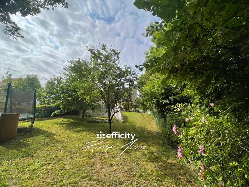 Maison - 86 m² - 5 pièces