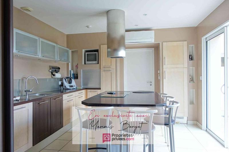 Maison - 138 m² - 5 pièces