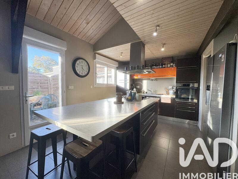 Maison - 130 m² - 5 pièces