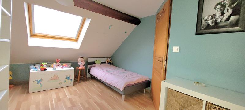 Appartement - 99 m² - 5 pièces