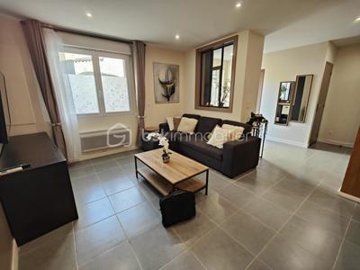 Maison de village - 80 m² - 4 pièces