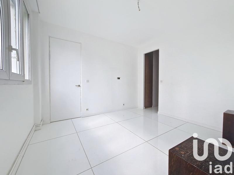 Appartement - 99 m² - 4 pièces