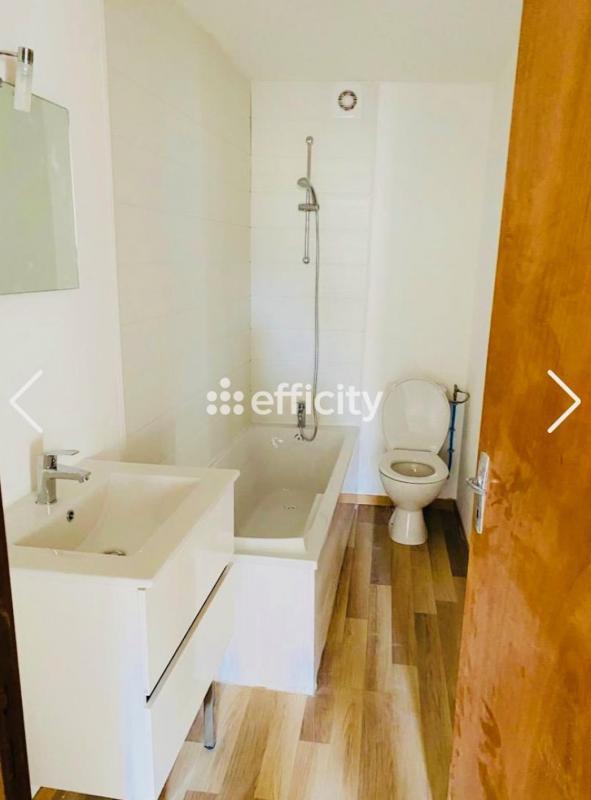 Maison - 118 m² - 9 pièces