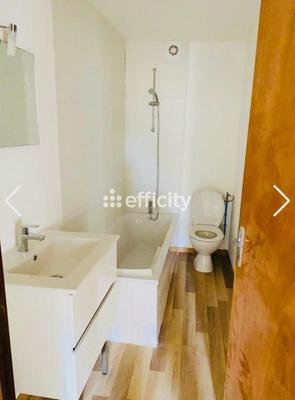 Maison - 118 m² - 9 pièces