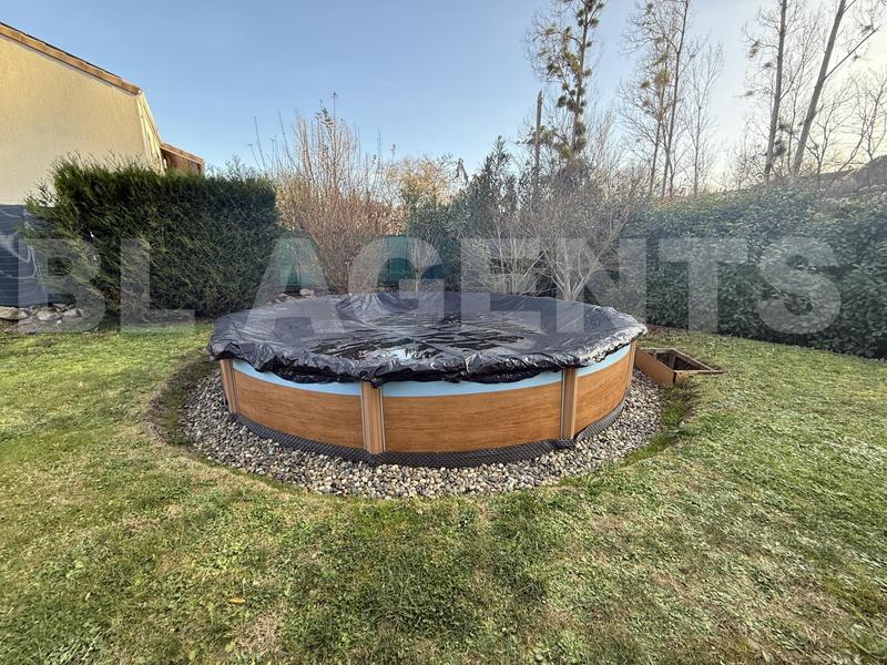 Maison traditionnelle - 101 m² - 6 pièces