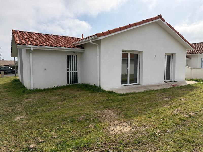 Maison - 85 m² - 4 pièces