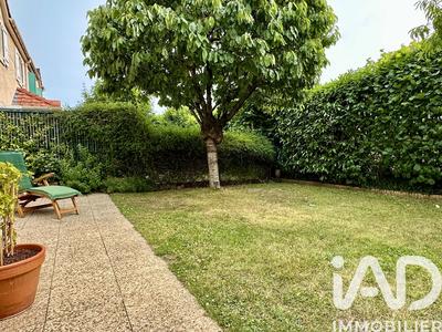 Maison - 96 m² - 6 pièces