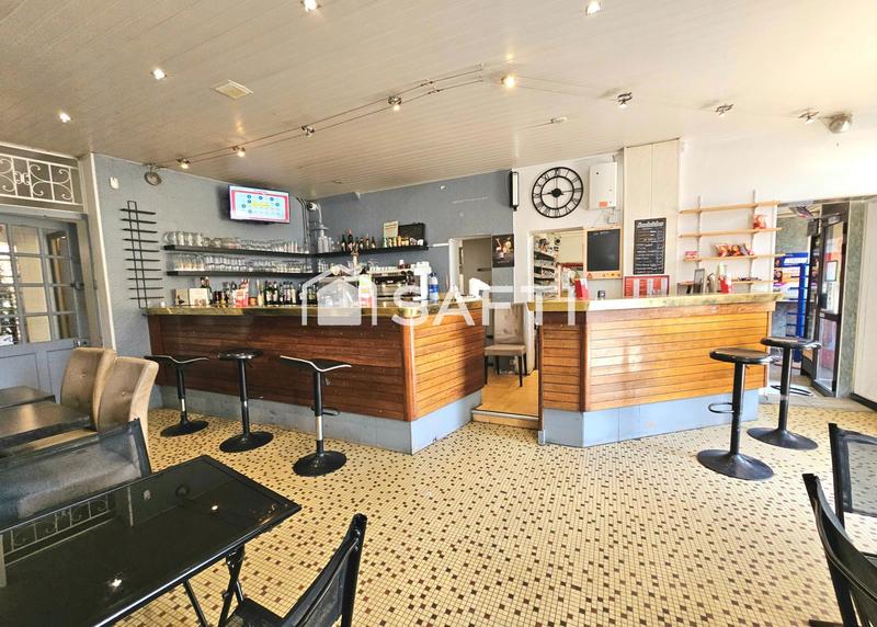 Local commercial - 150 m² - 3 pièces