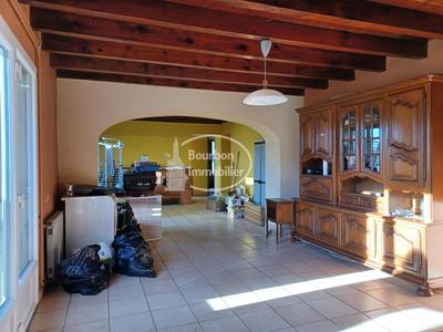 Maison - 100 m² - 6 pièces