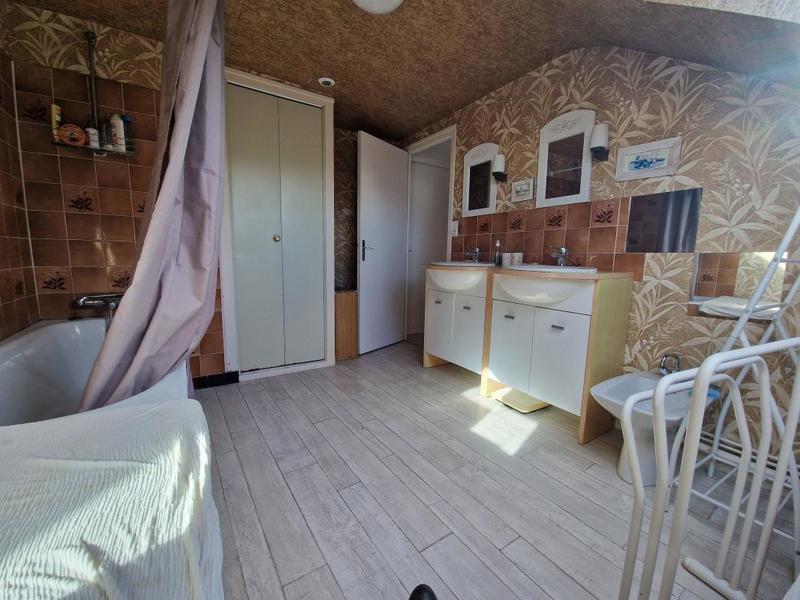 Maison - 88 m² - 5 pièces