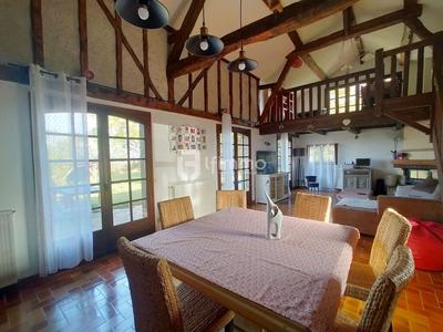 Maison - 190 m² - 5 pièces