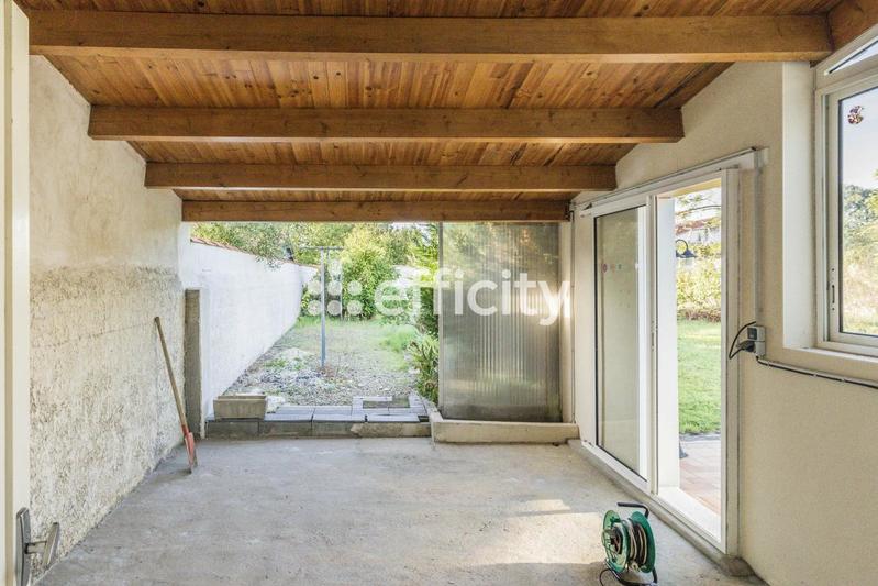 Pavillon - 130 m² - 6 pièces