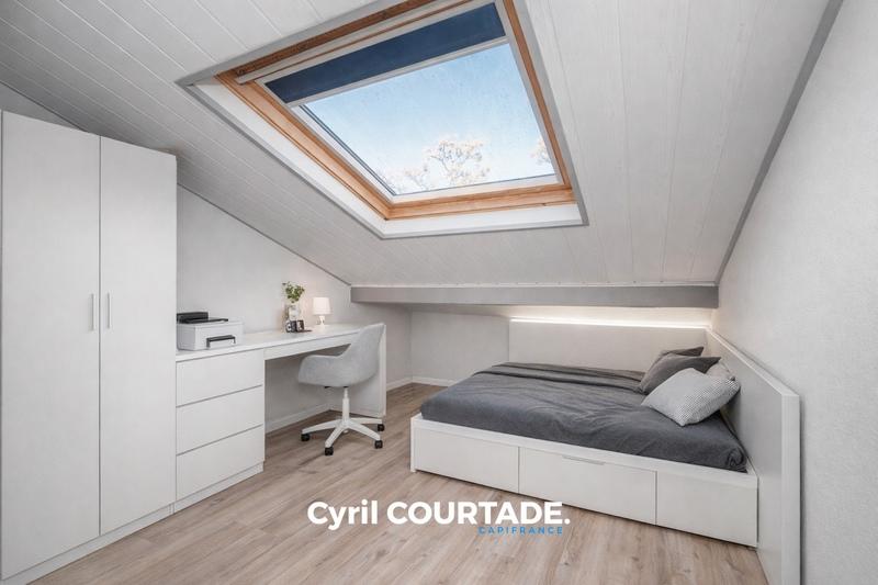 Maison - 90 m² - 4 pièces