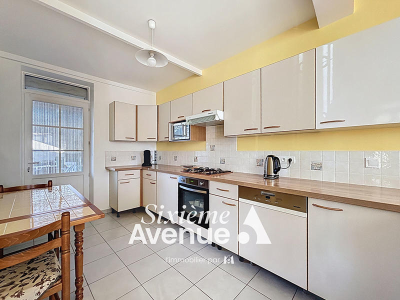 Maison - 145 m² - 6 pièces