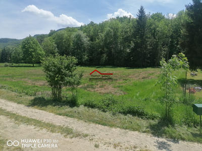 Terrain - 3 002 m²