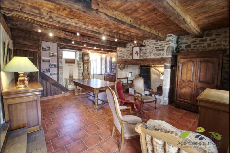 Maison en pierre - 170 m² - 7 pièces