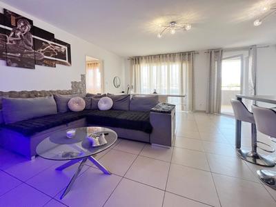 Appartement - 79 m² - 4 pièces