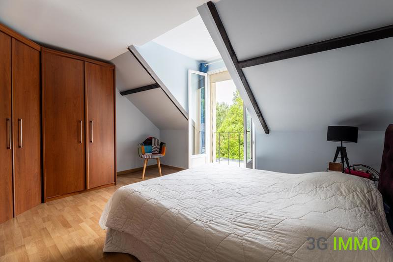 Maison - 200 m² - 7 pièces