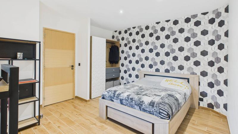 Maison - 173 m² - 7 pièces