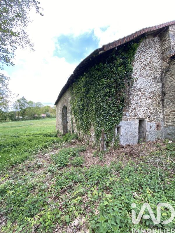 Maison - 200 m² - 5 pièces