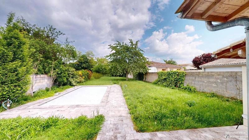 Maison - 307 m² - 8 pièces