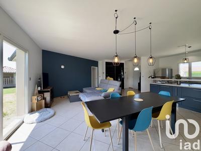 Maison - 102 m² - 4 pièces