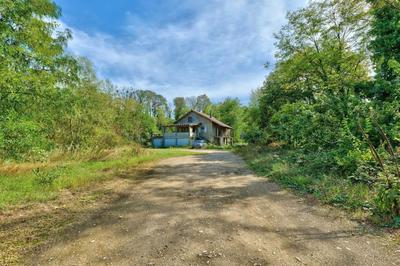 Maison - 215 m² - 7 pièces