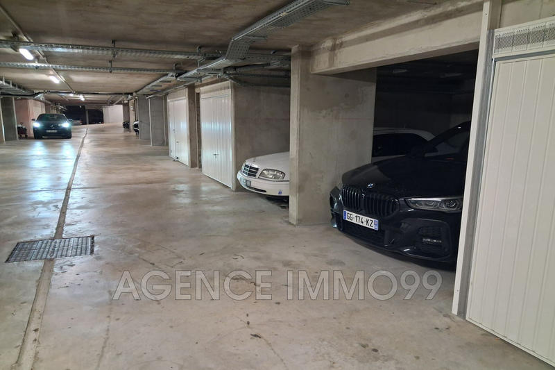 Parking / Garage - 14 m²