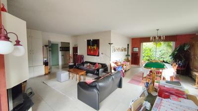 Maison - 154 m² - 8 pièces