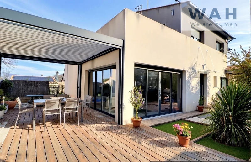 Villa - 163 m² - 6 pièces