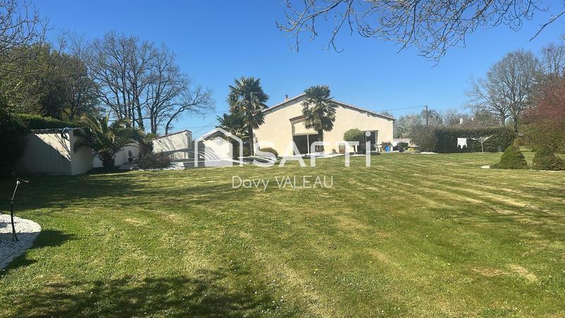 Maison - 217 m² - 6 pièces