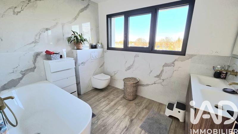 Maison - 130 m² - 7 pièces