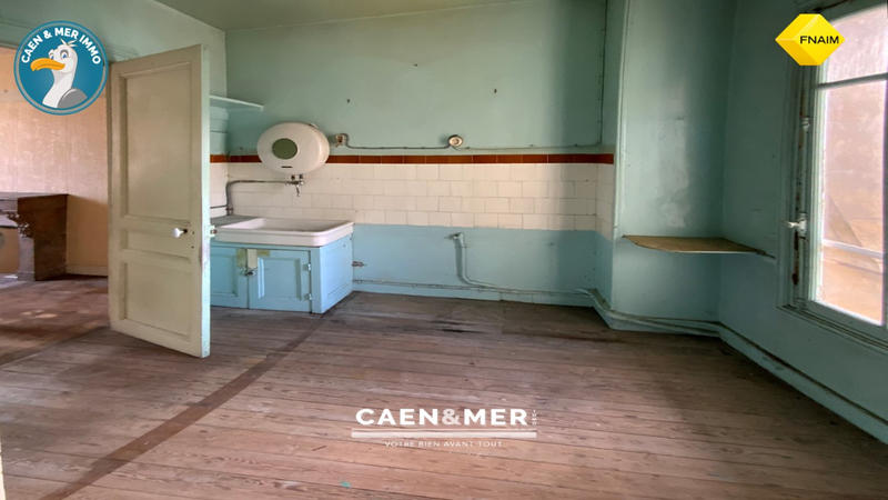 Maison - 500 m² - 18 pièces