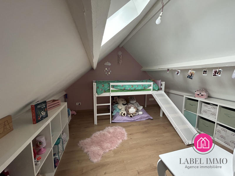 Maison - 122 m² - 4 pièces