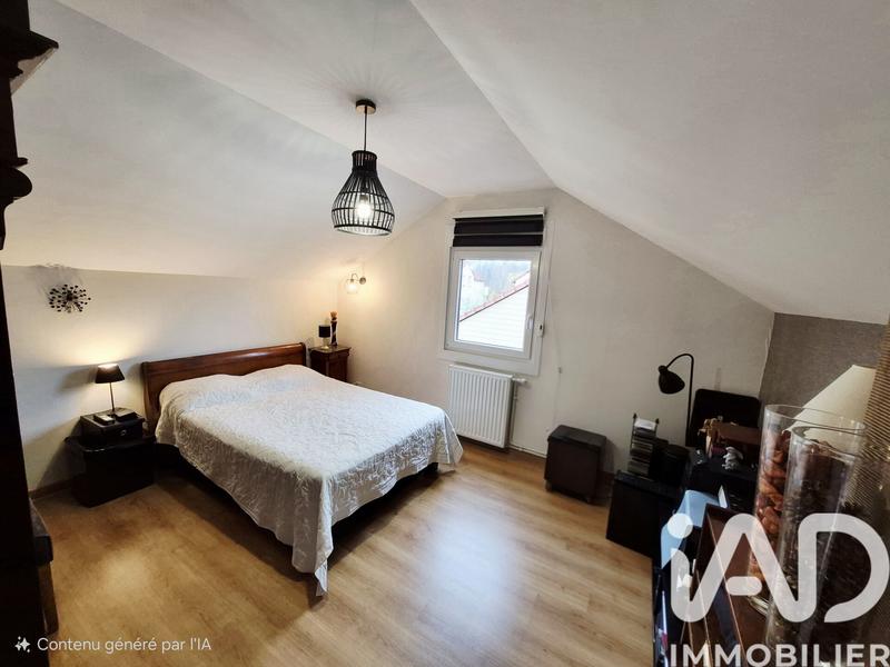Maison - 95 m² - 5 pièces