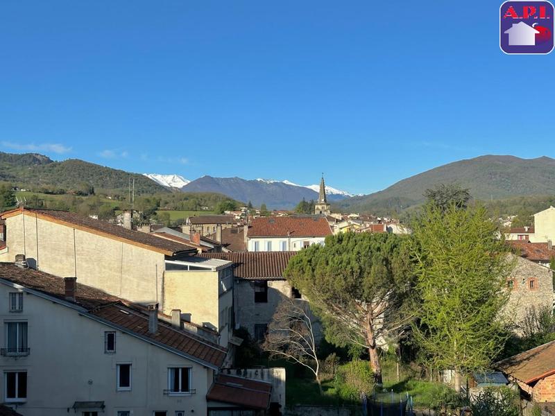 Maison - 195 m² - 8 pièces