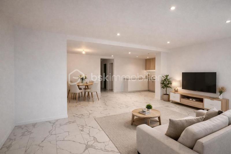 Maison - 243 m² - 7 pièces