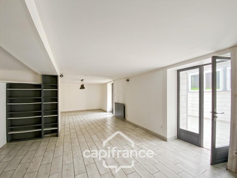 Maison - 163 m² - 6 pièces