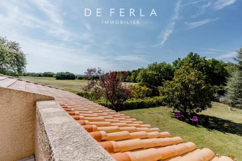 Villa - 162 m² - 6 pièces